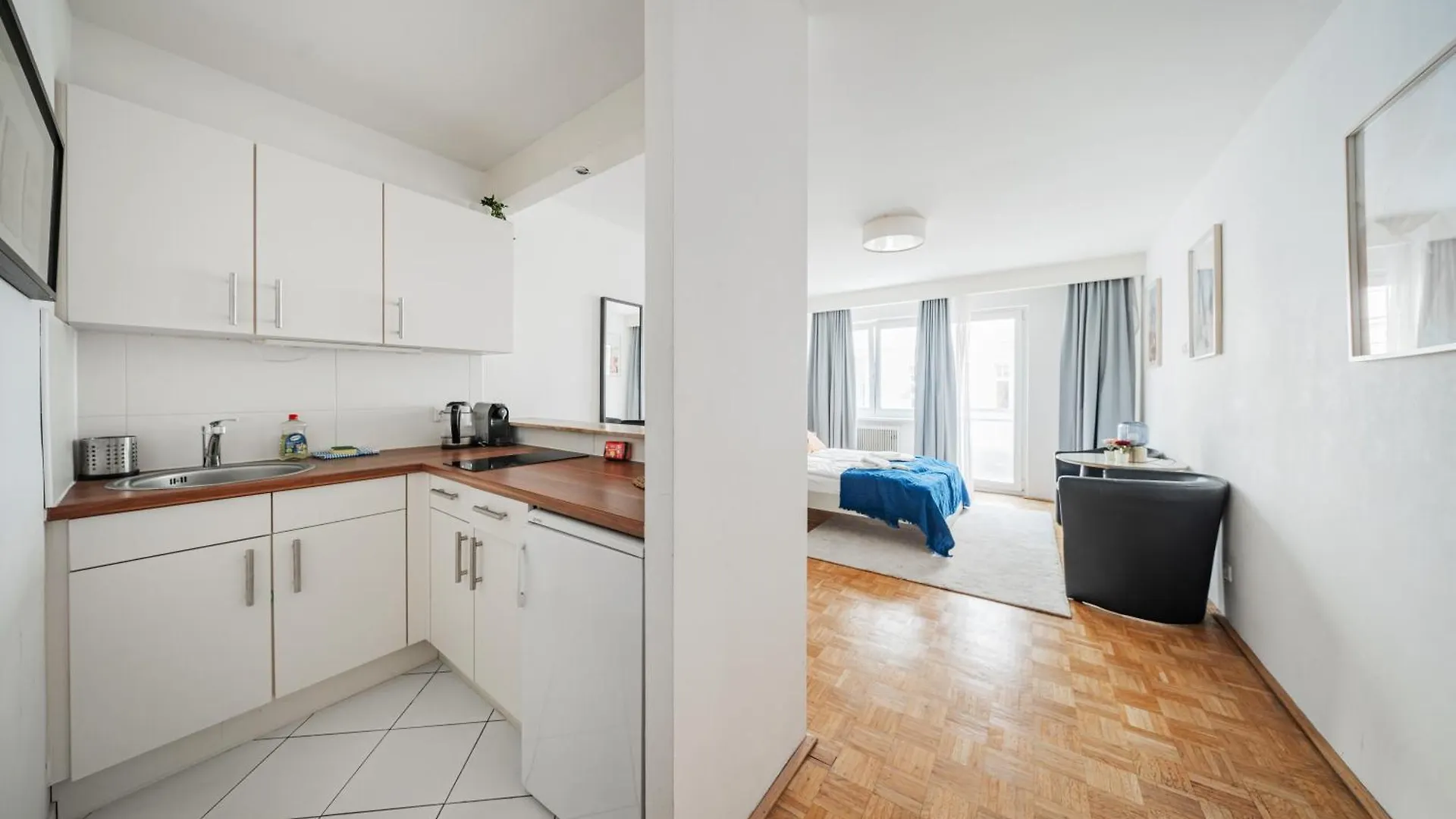 Studio Next To Karlskirche #17 Apartment Vienna